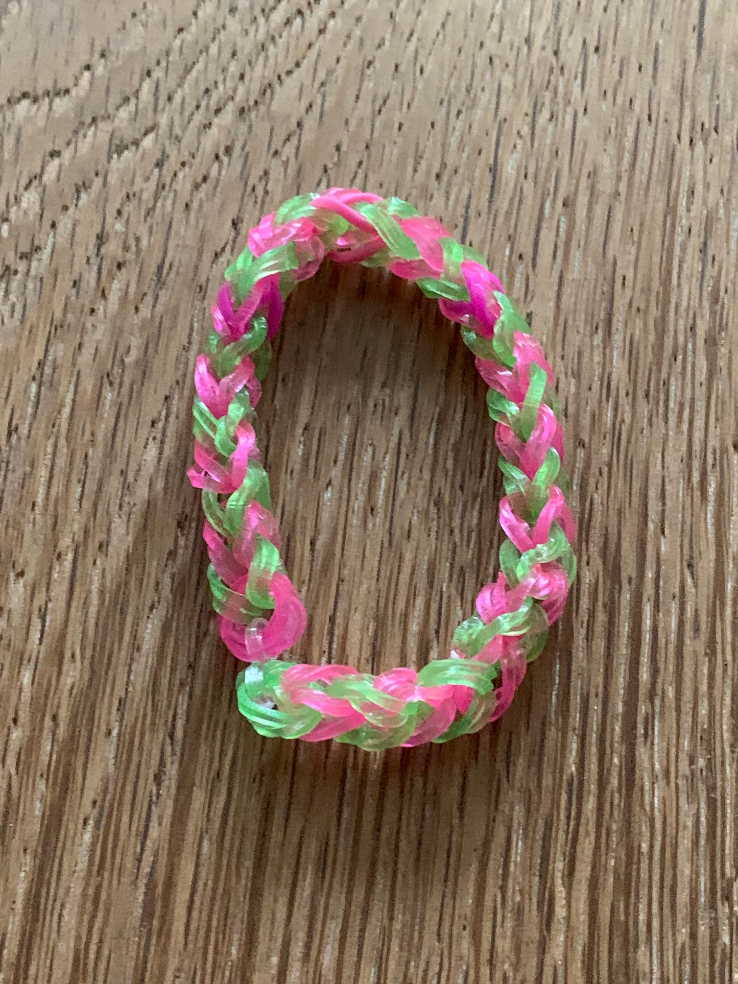 Loom band Green and pink bracelet