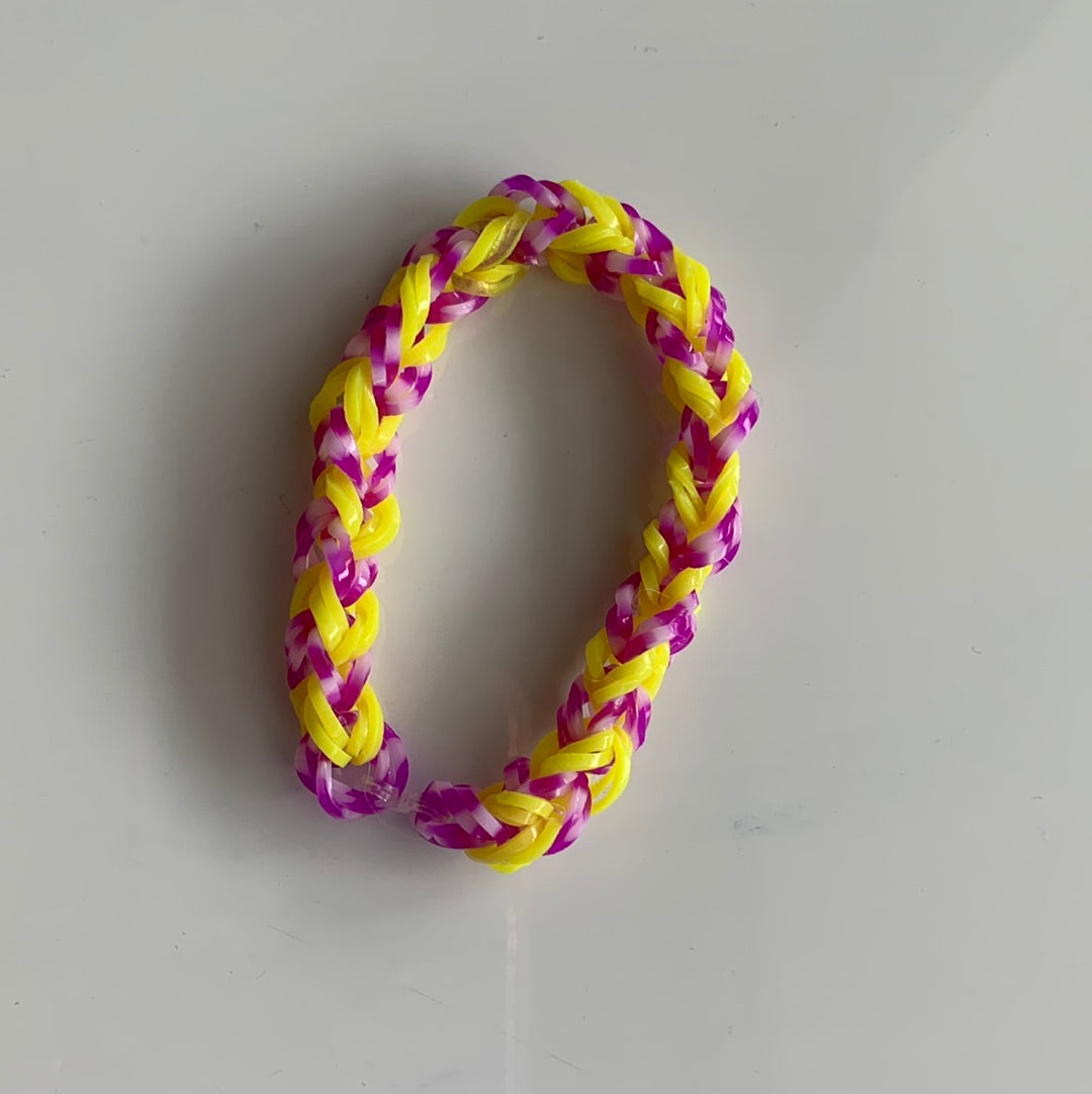 Loom band Yellow and purple with white bracelet